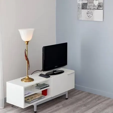 Pour Des Vacances Idylliques Pres De La Cite ! *