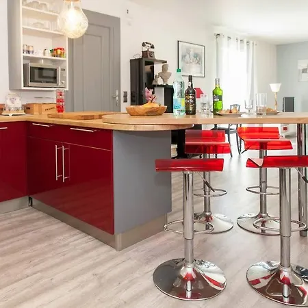 Villa Pour Des Vacances Idylliques Pres De La Cite !
