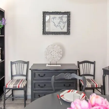 Pour Des Vacances Idylliques Pres De La Cite !