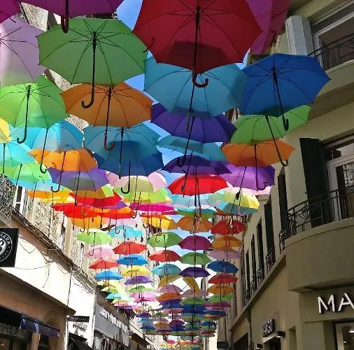Villa Pour Des Vacances Idylliques Près De La Cité !